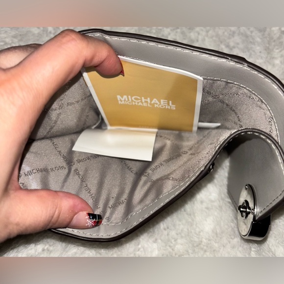 BNWT - Michael Kors Metallic Crocodile Embossed Tri-Fold Envelope Wallet - Picture 8 of 12